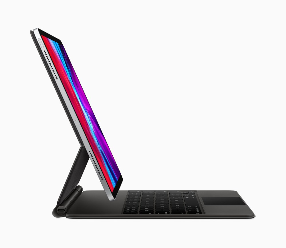 apple_ipad-pro-keyboard_now-available_04152020