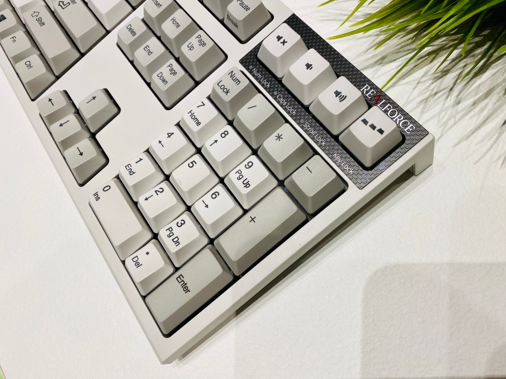 REALFORCE_R2_ceotech_doctorappleitalia_4