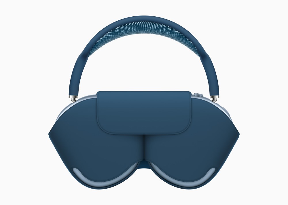 apple_airpods-max_smart-case-blue_12082020